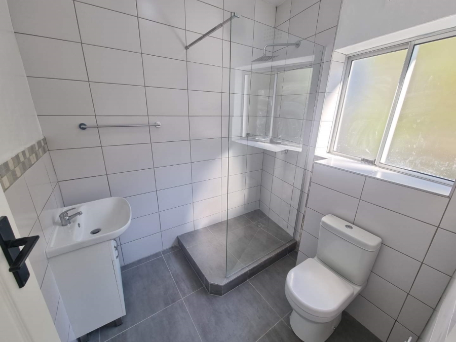 To Let 1 Bedroom Property for Rent in Tamboerskloof Western Cape